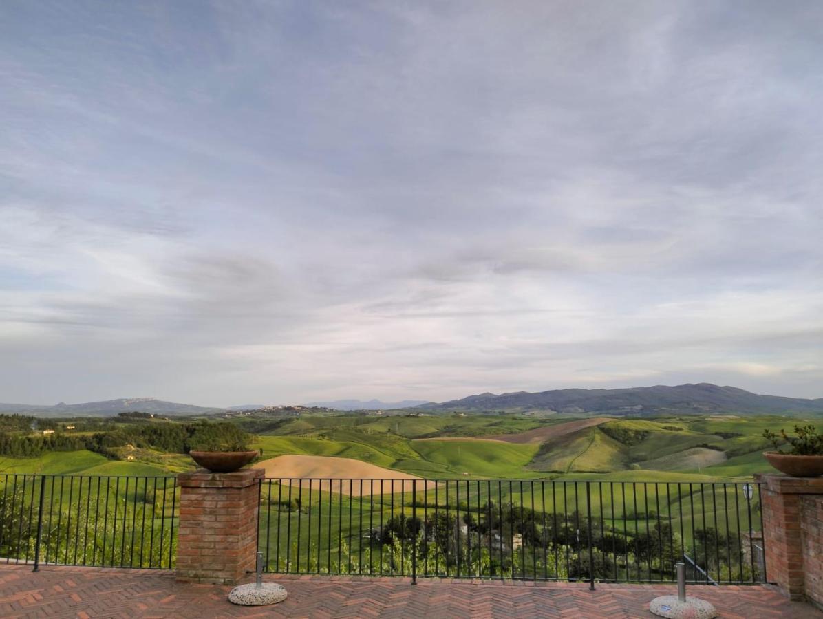 Il Sole Alla Terra Terricciola Exterior foto